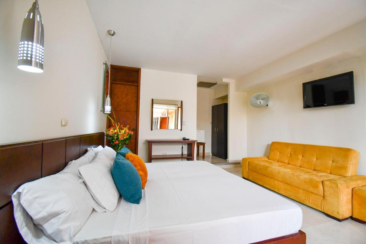 Hotel Monarca Armenia 외부 사진