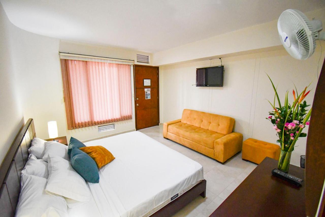 Hotel Monarca Armenia 외부 사진