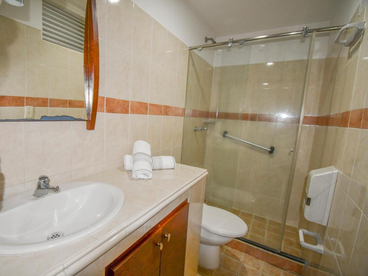 Hotel Monarca Armenia 외부 사진