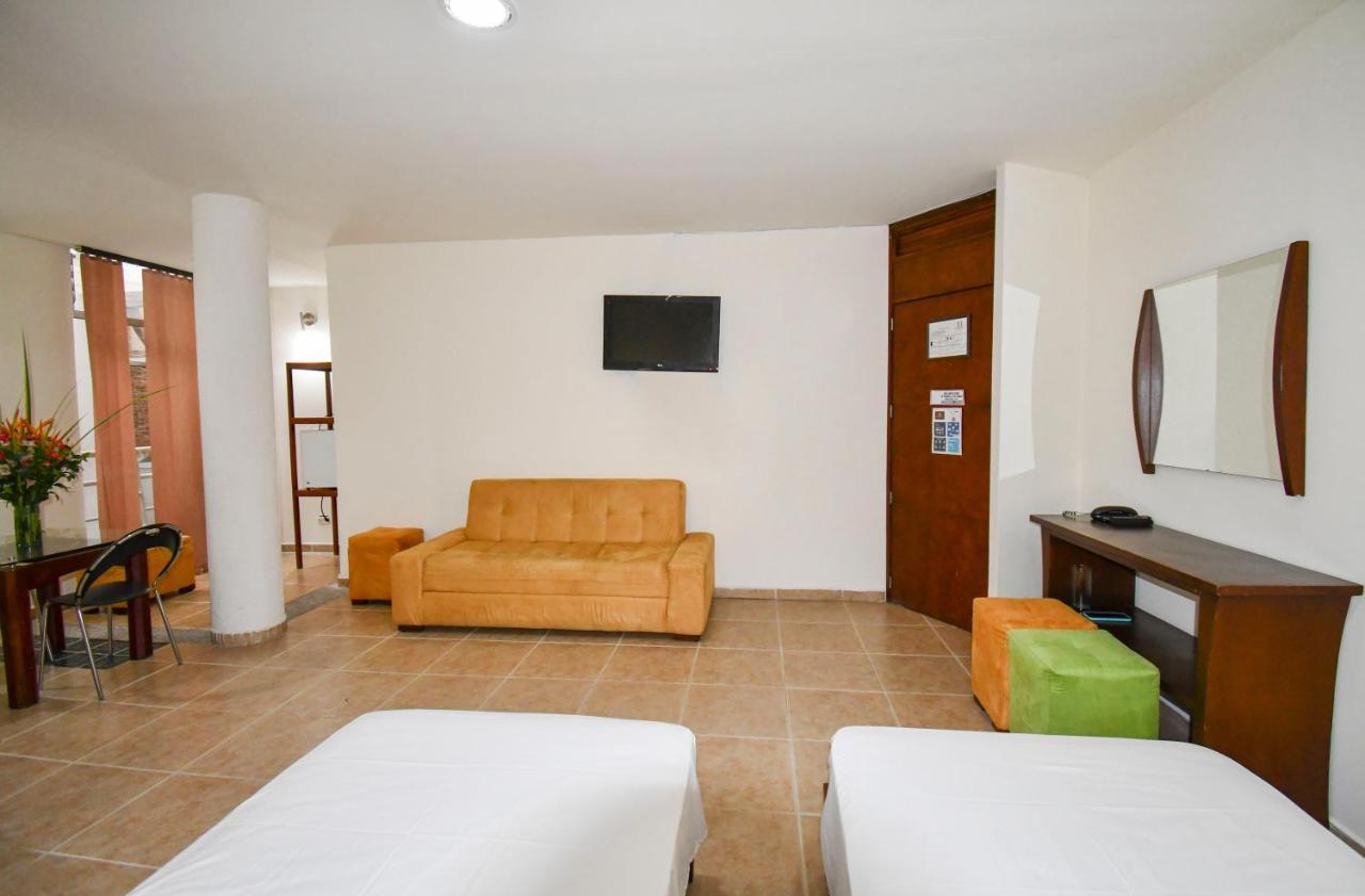 Hotel Monarca Armenia 외부 사진