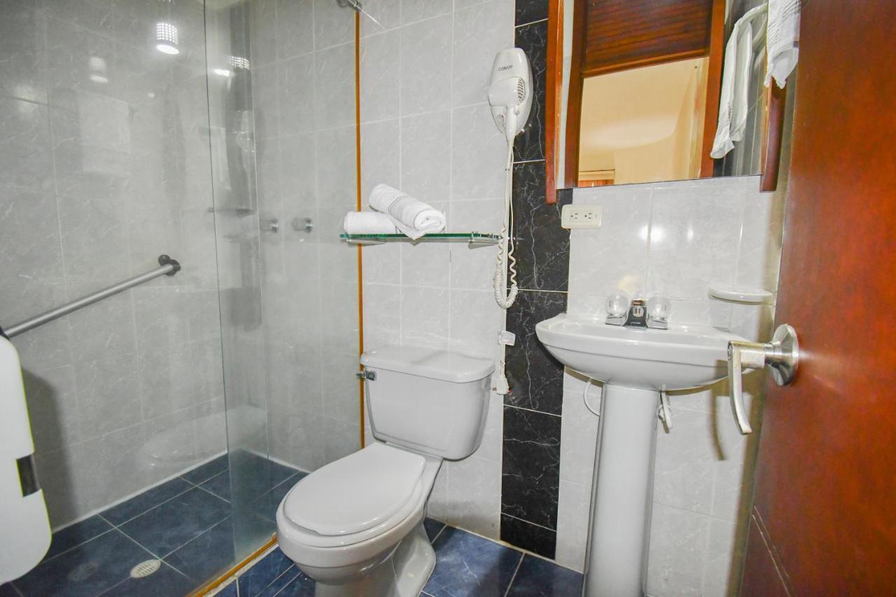 Hotel Monarca Armenia 외부 사진